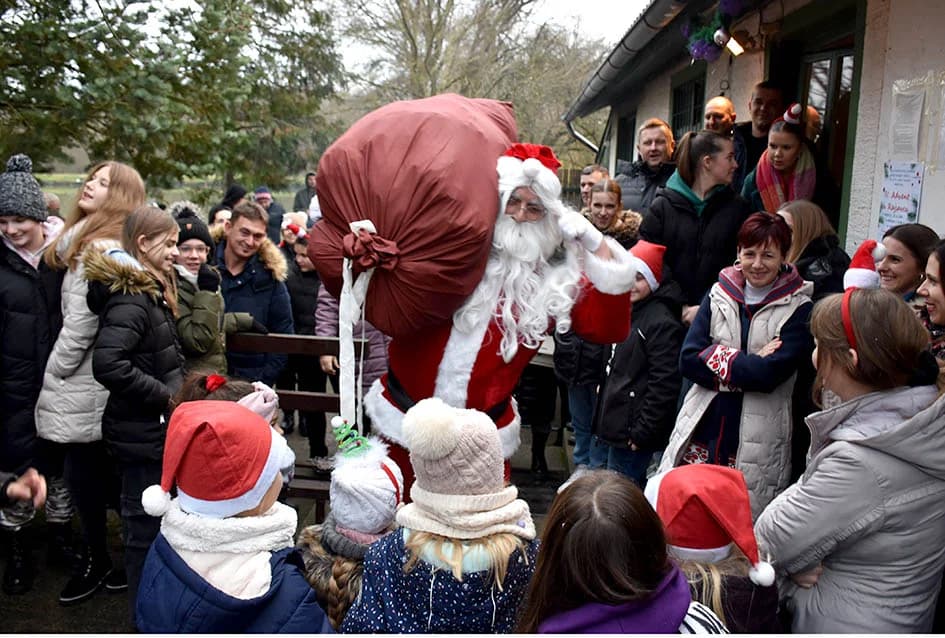 ADVENT JAKŠIĆKE MATICE SLOVAČKE U RAJSAVCU: Najmlađi recitirali, glumili, pjevali i plesali