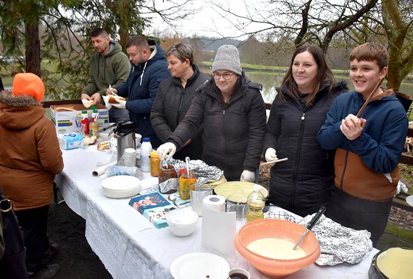 ADVENT JAKŠIĆKE MATICE SLOVAČKE U RAJSAVCU: Najmlađi recitirali, glumili, pjevali i plesali