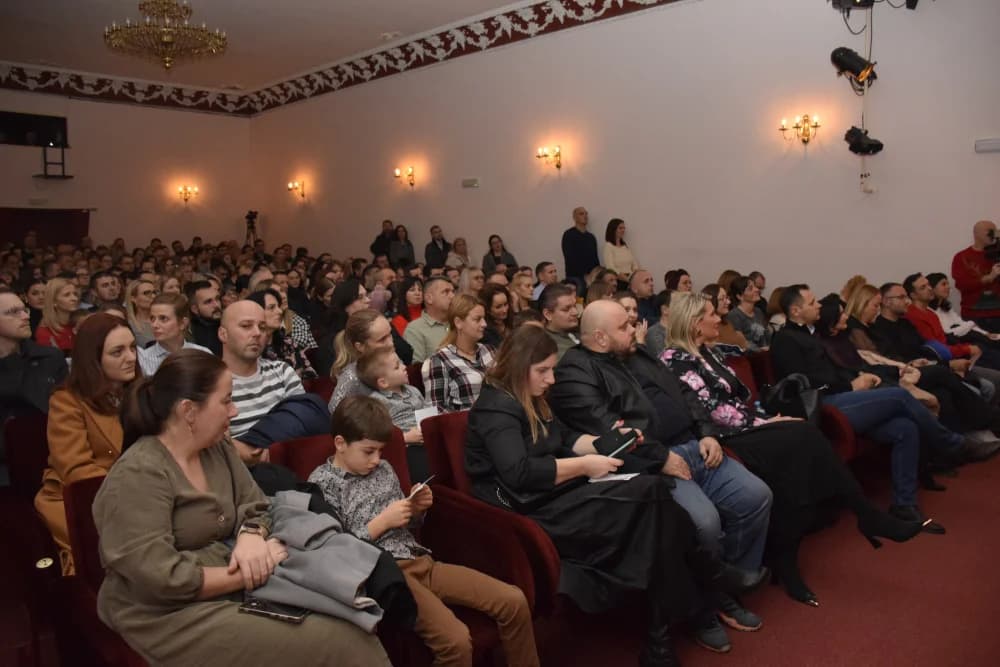 Blagdanska čarolija – božićna priredba Dječjeg vrtića Požega