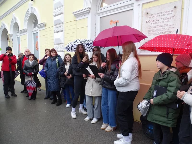 CESARIĆI CESARIĆU – Obilježen rođendan Dobriše Cesarića, uskoro i spomen bista u dvorištu škole s pjesnikovim imenom