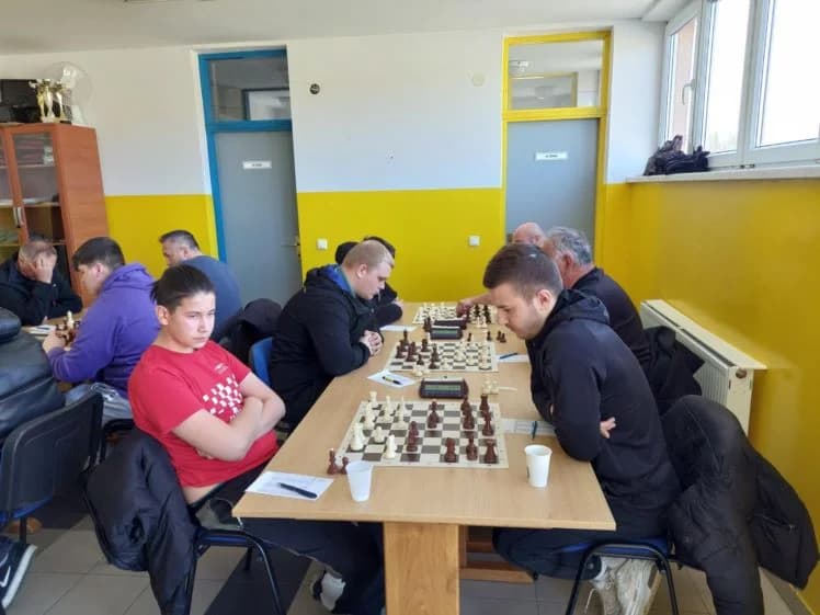 NAKON PROLJETNOG ŠAHOVSKOG NATJECANJA: Druga ekipa Brestovca završila na petom, a prva na sedmom mjestu