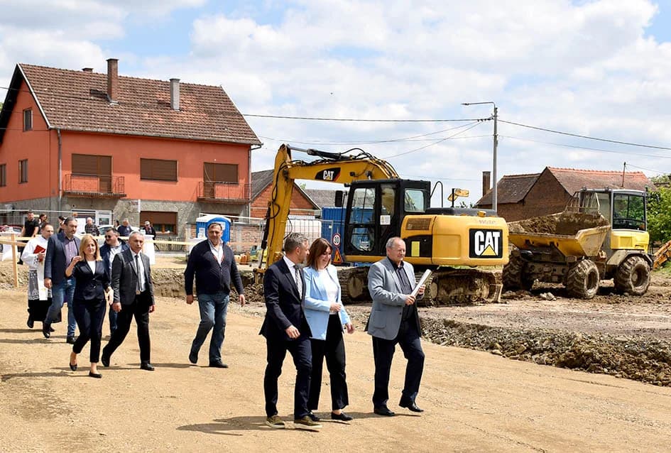 Položen kamen temeljac za Centar za starije osobe u Jakšiću: „Nestrpljivo čekamo novi natječaj, mi smo spremni“