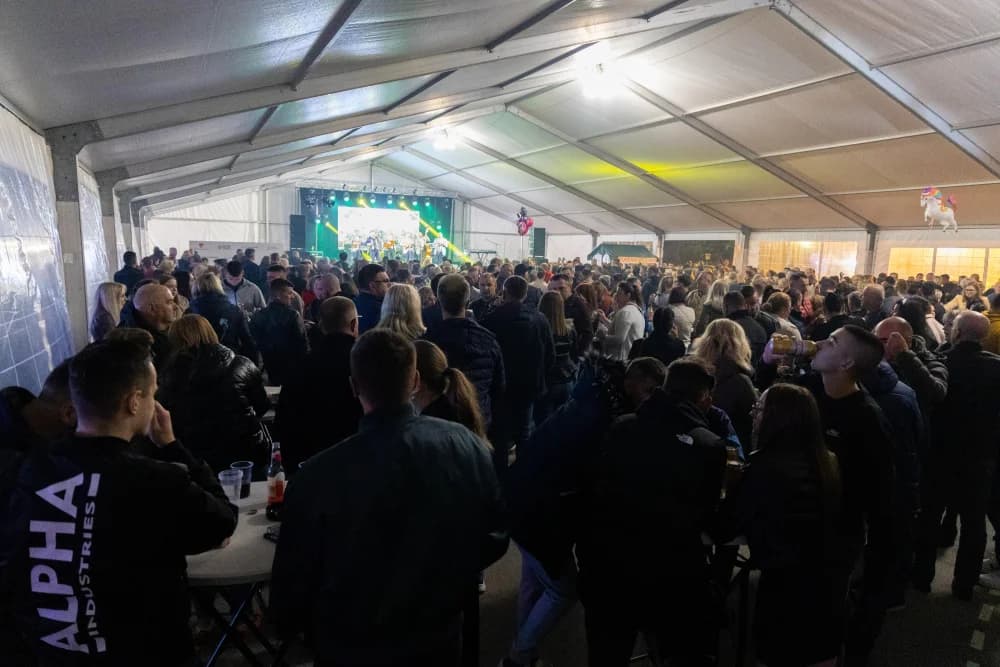 “Čuvajmo običaje zavičaja” u Velikoj: koncert za pamćenje legendarnog Željka Bebeka