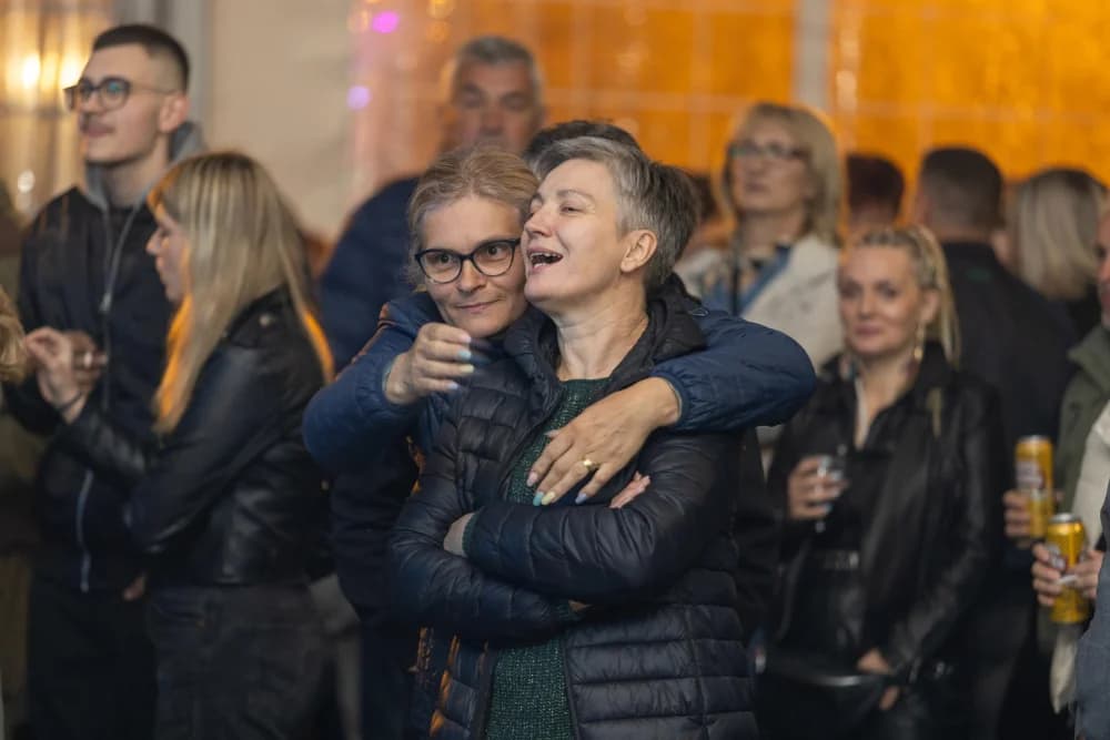 “Čuvajmo običaje zavičaja” u Velikoj: koncert za pamćenje legendarnog Željka Bebeka