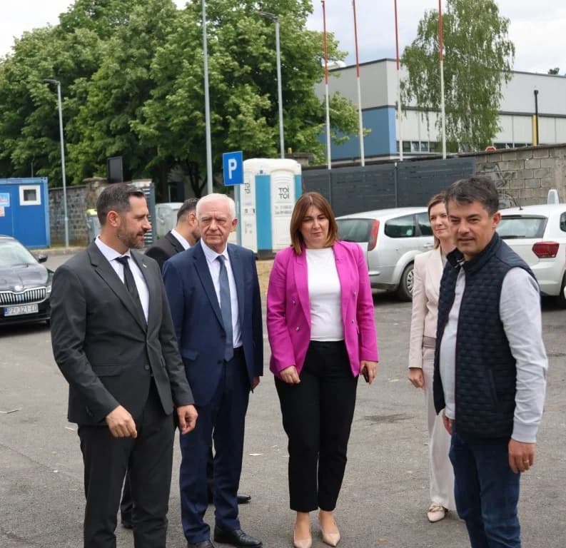 Ministar Glavina posjetio Požegu i obišao aktualne projekte iz područja sporta i turizma