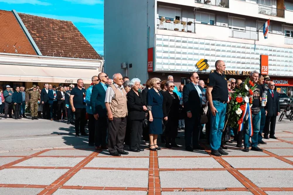 Dan državnosti: U Požegi odana počast svim poginulim, nestalim i umrlim hrvatskim braniteljima