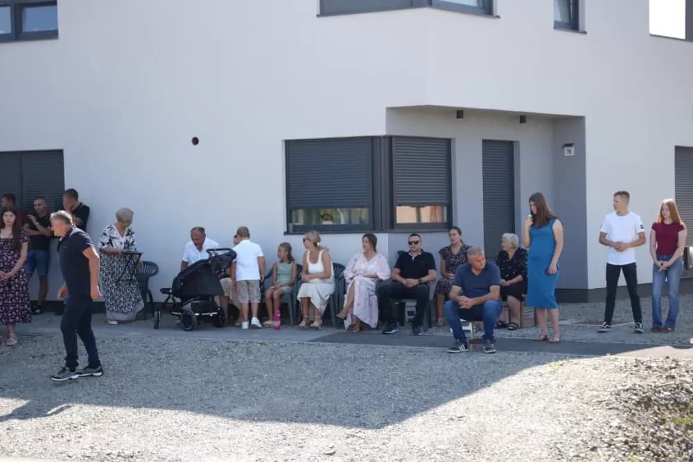 Veliki broj vjernika u Eminovcima proslavio blagdan Velike Gospe