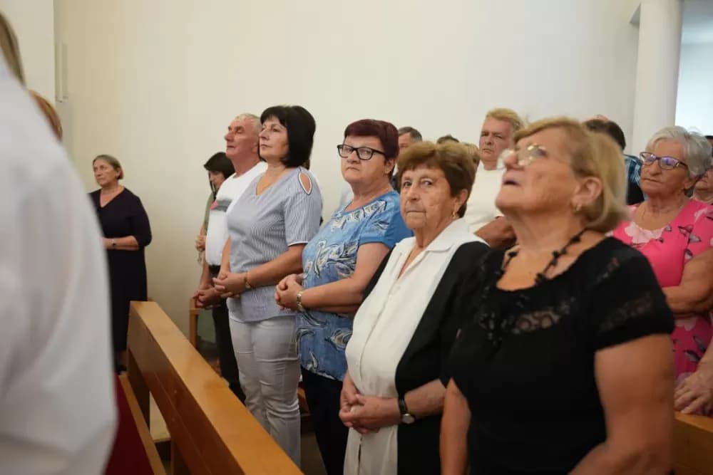 Veliki broj vjernika u Eminovcima proslavio blagdan Velike Gospe