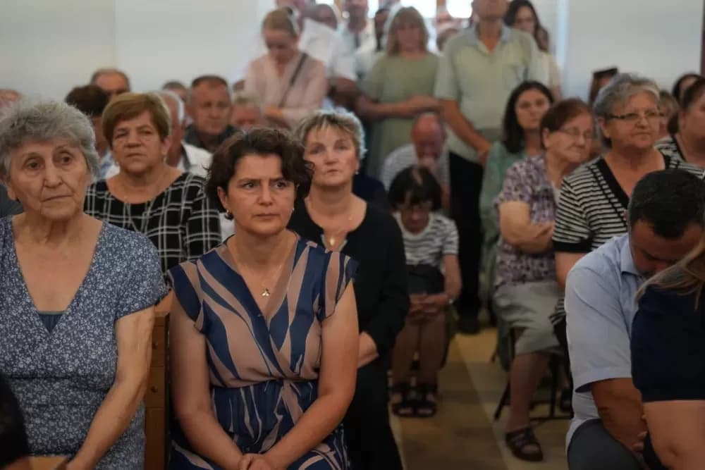 Veliki broj vjernika u Eminovcima proslavio blagdan Velike Gospe