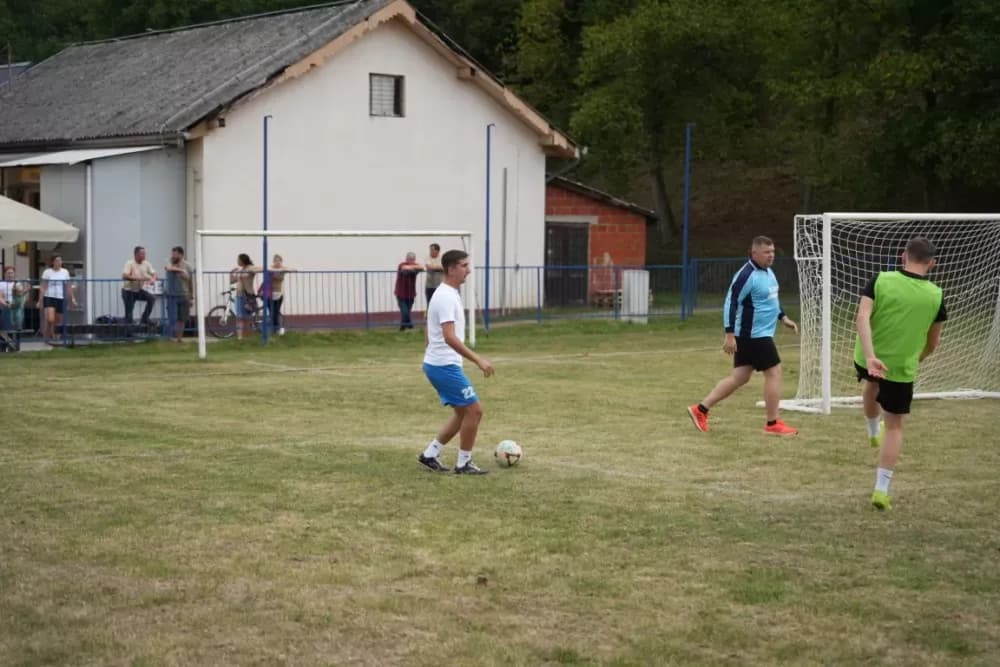 Vatrogasci brestovačkog kraja pokupili pehare na sportskim igrama u Ivandolu