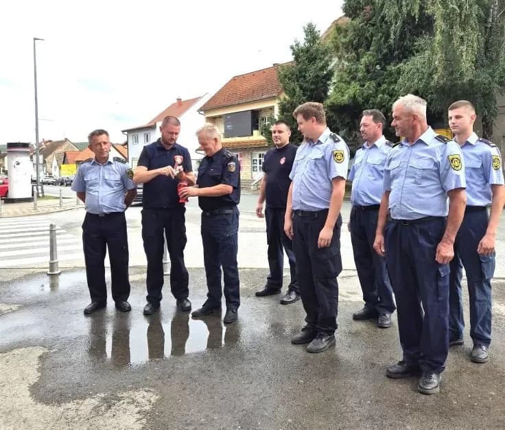 Pleternički vatrogasci iskazali počast nastradalim kolegama