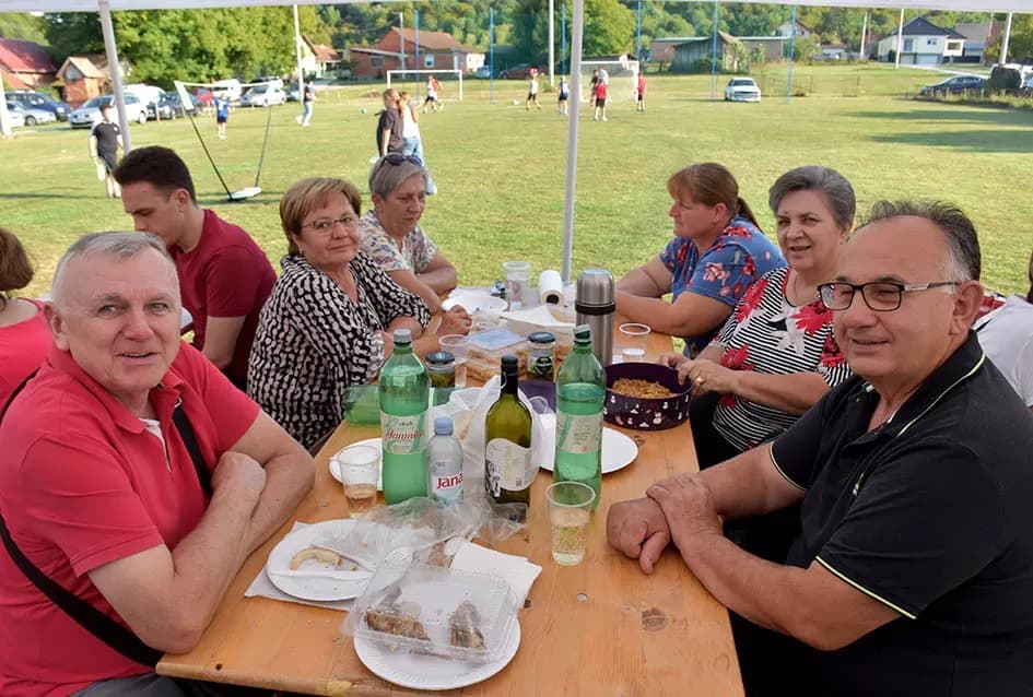 (FOTOGALERIJA) Na sedmoj „Iššijadi“ u Ruševu pobjednik Dom za odrasle osobe Ljeskovica