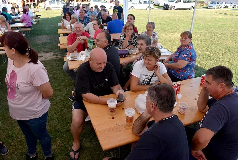 (FOTOGALERIJA) Na sedmoj „Iššijadi“ u Ruševu pobjednik Dom za odrasle osobe Ljeskovica