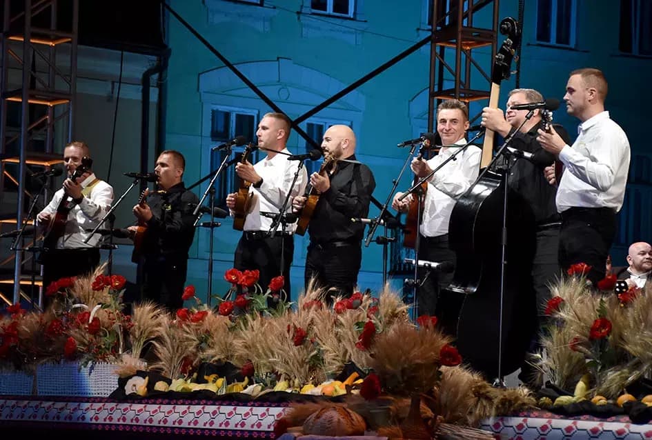 (VELIKA FOTOGALERIJA) Zlatne žice  Slavonije iznjedrile nove tamburaške hitove
