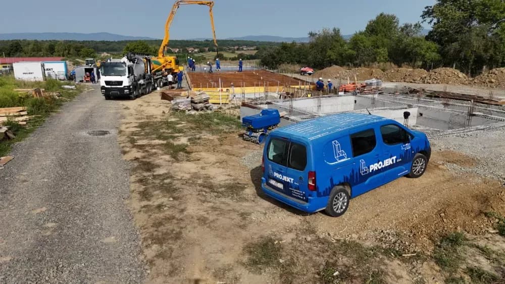 (FOTO) Prema planiranoj dinamici izvode se radovi na izgradnji Centra za starije osobe u Jakšiću