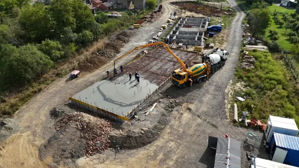 (FOTO) Prema planiranoj dinamici izvode se radovi na izgradnji Centra za starije osobe u Jakšiću