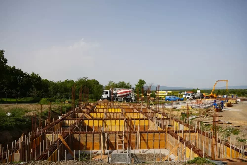 (FOTO) Prema planiranoj dinamici izvode se radovi na izgradnji Centra za starije osobe u Jakšiću