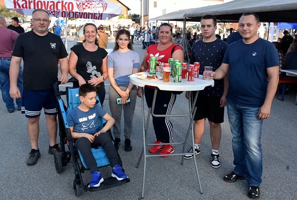 Požežanin Branko Radovanović skuhao najbolji fiš u Jakšiću