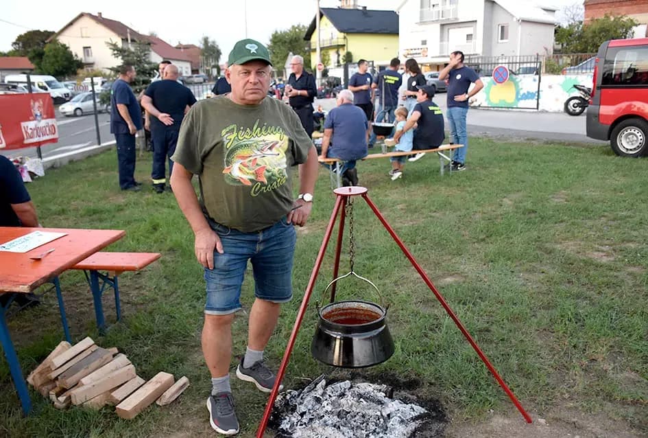 Požežanin Branko Radovanović skuhao najbolji fiš u Jakšiću