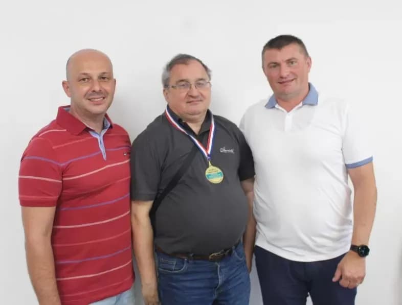 ŠAHOVSKI TURNIR U BRESTOVCU: Pobjednik drugokategornik Pero Antolović iz Ivankova