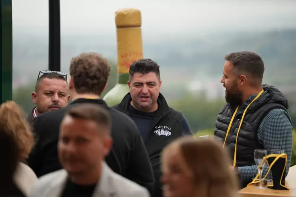 (FOTOGALERIJA) Dan berbe u Vinariji Kutjevo d.d. uz zanimljiva natjecanja