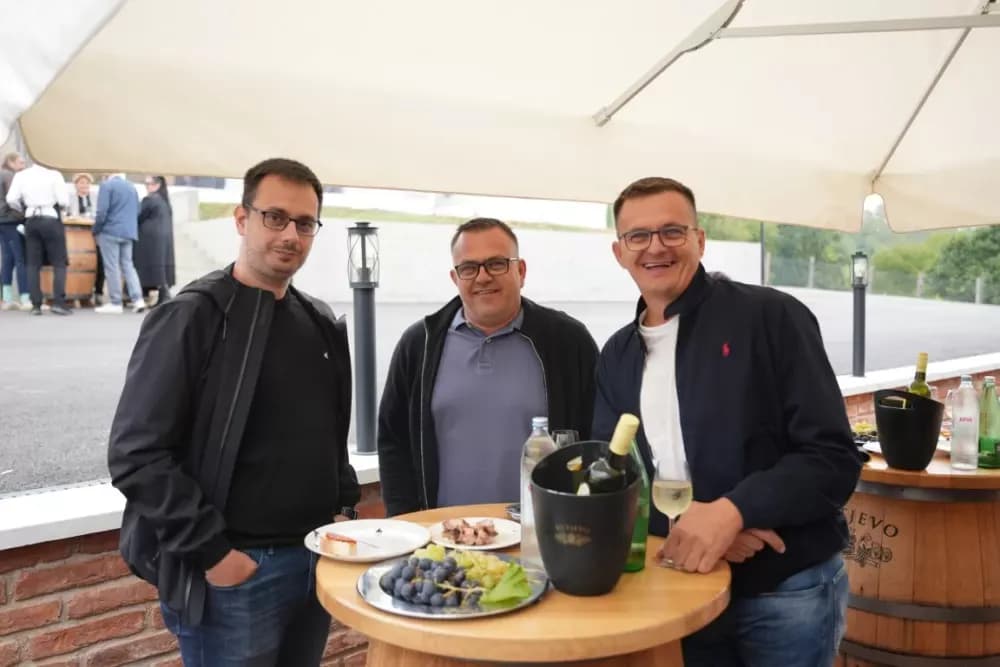 (FOTOGALERIJA) Dan berbe u Vinariji Kutjevo d.d. uz zanimljiva natjecanja