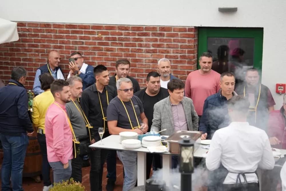 (FOTOGALERIJA) Dan berbe u Vinariji Kutjevo d.d. uz zanimljiva natjecanja