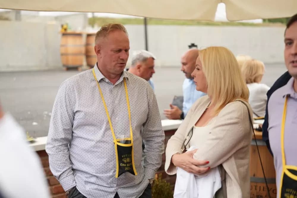 (FOTOGALERIJA) Dan berbe u Vinariji Kutjevo d.d. uz zanimljiva natjecanja
