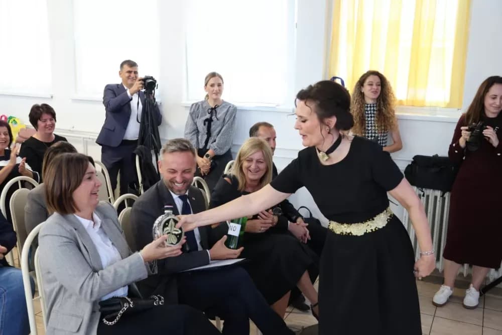 (FOTOGALERIJA) Dom u koji je čuvar prošlosti, graditelj sadašnjosti i temelj budućnosti proslavio 90. obljetnicu svog postojanja