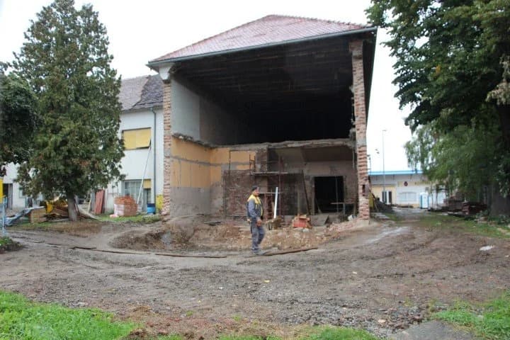 Što se to događa u Pleternici? Gradonačelnica mahnito razvaljuje grad!?